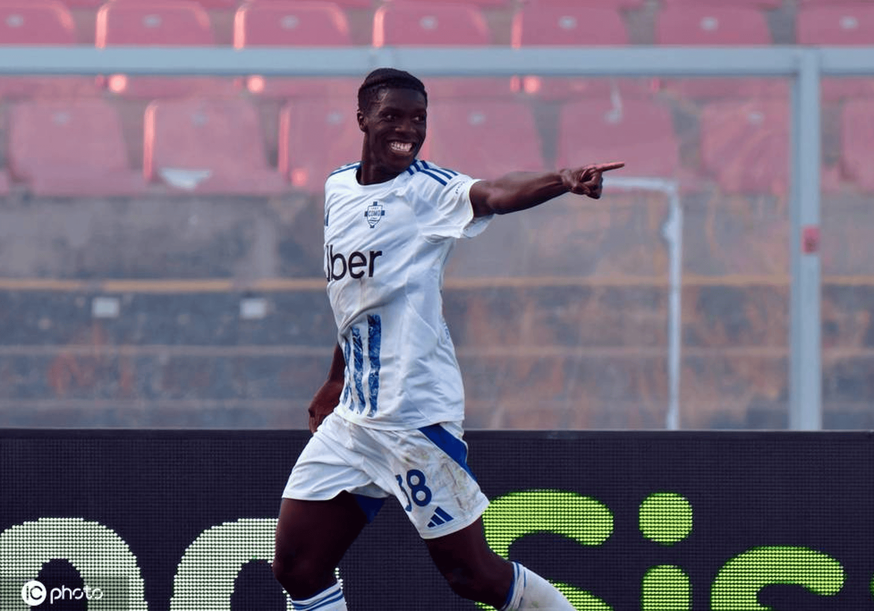 华体会网址-关于阿森纳轻取切尔西，莫德里奇梅开二度德甲的信息