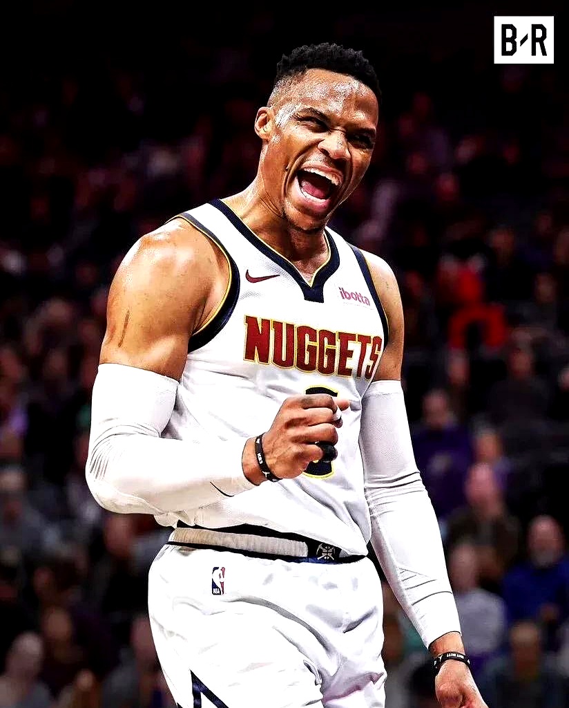 火箭大胜骑士，威少再现大神飘逸